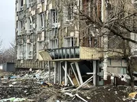 На Донеччині через ворожі обстріли пошкоджено амбулаторію, електромережу та житлові будинки