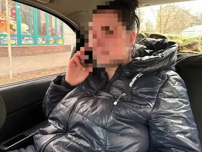 На Київщині жінку та чоловіка підозрюють у ґвалтуванні та катуванні трьох дітей