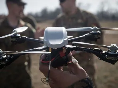 Германия начала отправлять Украине автоматизированные системы разведки с дронами