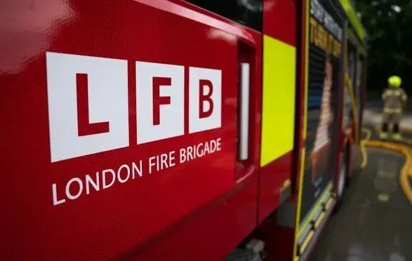 У Британії пожежну команду перевіряють на причетність до масонів після отримання пожертви