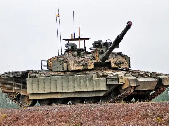 Великобритания предоставит Украине вдвое больше танков Challenger 2 - Пристайко