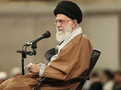 Верховный лидер Ирана осудил вероятное отравление школьниц и назвал это "недопустимым преступлением"