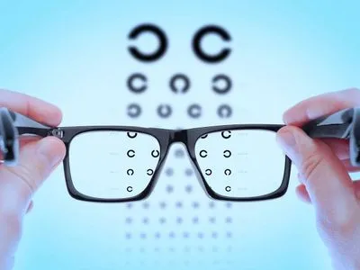 Глаукома - підступне захворювання: офтальмолог розповів, як не втратити зір