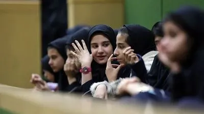В Иране осуществлены первые аресты по делу об отравлении школьниц