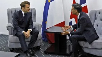 Франція та Велика Британія працюють над новою угодою щодо боротьби з нелегальною міграцією