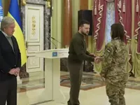 Президент Украины наградил женщин разных профессий: церемония состоялась при участии генсека ООН