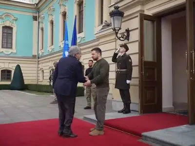 Зеленский провел встречу с генсеком ООН в Киеве: обсудили продолжение зерновой инициативы