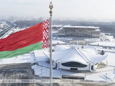 У білорусі чиновників за держзраду чекає смертна кара: лукашенко підписав закон