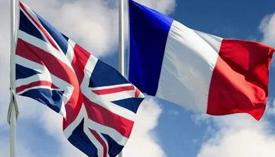Великобритания и Франция обязались сделать все возможное для укрепления способности Украины на поле боя