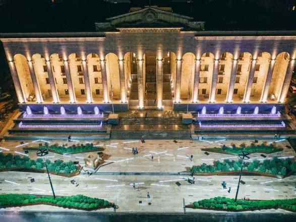 Парламент Грузії провалив закон про "іноагентів" після протестів