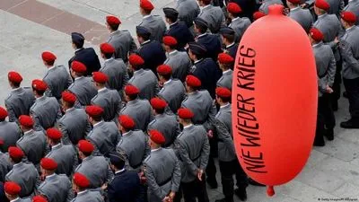 В немецком правительстве спорят о наборе несовершеннолетних в Бундесвер
