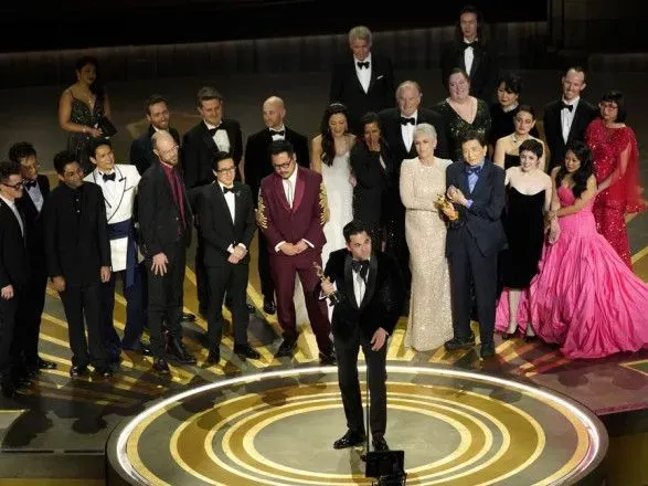 "Оскар-2023": найкращим фільмом року стала картина "Все завжди і водночас"