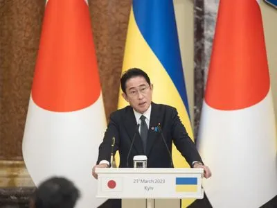 Японія виділить 30 млн доларів на нелетальне озброєння для України - прем'єр
