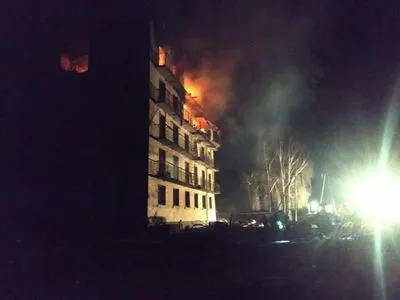 Ночная вражеская атака на Киевскую область: под завалами может быть четыре человека