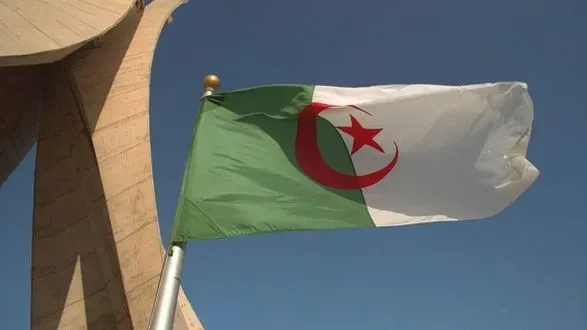 Трафареты герб алжира (40 фото)
