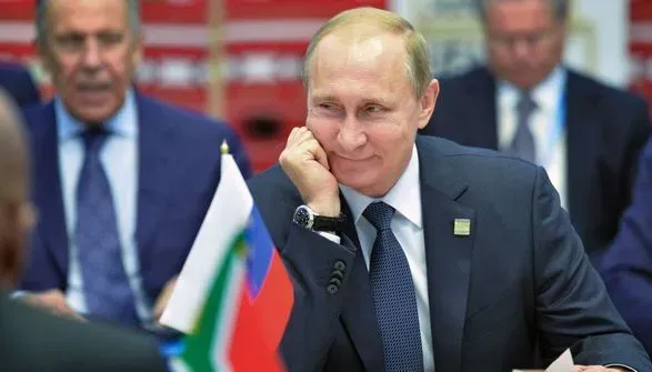 кремль: путін ще не вирішив, чи поїде на саміт БРІКС до ПАР