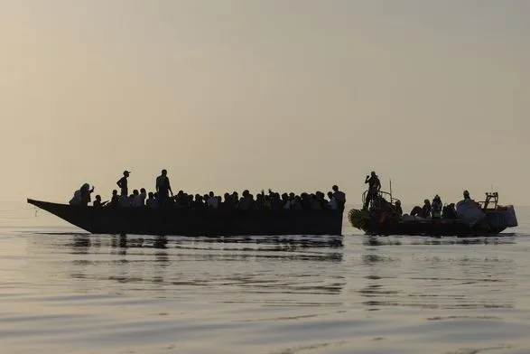za-vikhidni-do-italiyi-pribuli-ponad-3000-migrantiv