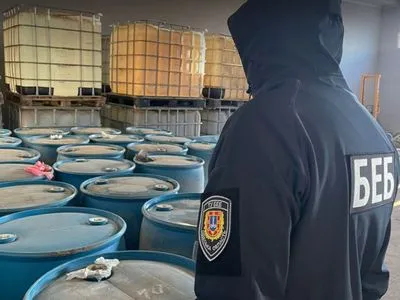В Одеській області виявили фальсифікату алкоголю і цигарок на понад 10 млн грн