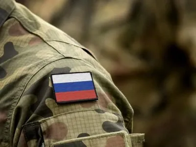 Трем российским военным, которые насиловали женщину в Киевской области, сообщили о подозрении
