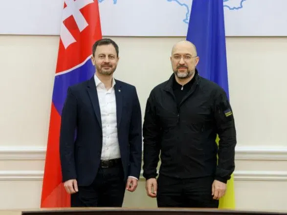 Шмыгаль встретился с премьером Словакии: поблагодарил за военную помощь Украине