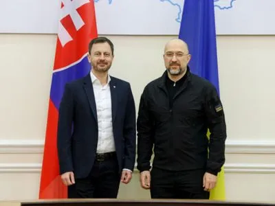 Шмыгаль встретился с премьером Словакии: поблагодарил за военную помощь Украине