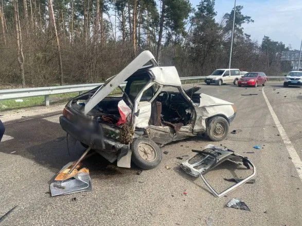 На Житомирській трасі три авто потрапили у ДТП, є загиблий