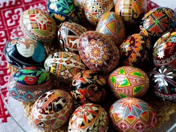 Українці за кордоном готуються до Великодня: які майстер-класи та події планують