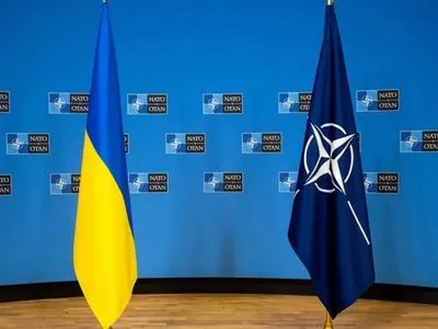 Польща вимагає від НАТО додаткових гарантій безпеки для України - Дуда