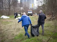 В Киеве состоялась общегородская толока: вывезли более 6 тысяч кубометров мусора