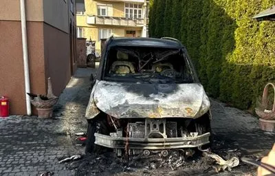 В Ужгороде сожгли авто секретаря городской рады