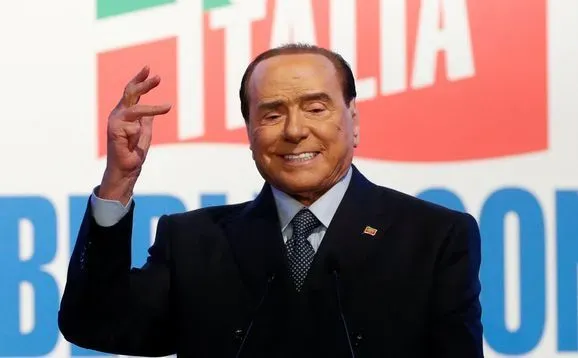 Лікарі розповіли про стан здоров'я Берлусконі