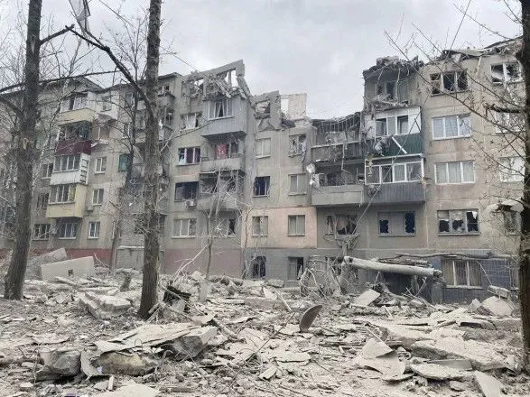 Оккупант ударил по жилым домам в Славянске: один человек погиб, еще 6 - пострадали