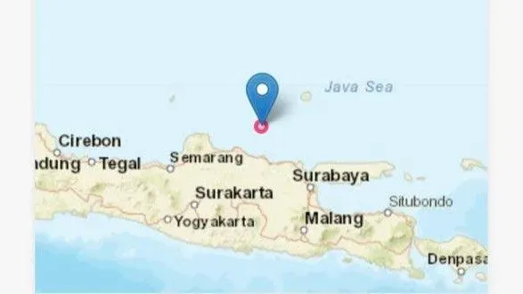 Сильное землетрясение магнитудой 7,0 поразило главный остров Индонезии