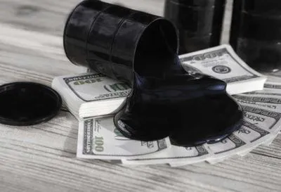 Лидеры G7 сохранят потолок цен на российскую нефть на уровне 60 долларов за баррель – Reuters