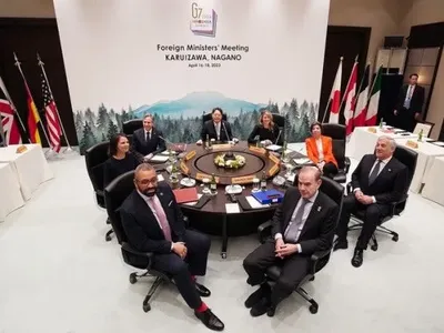 Страны G7 договорились качественнее реагировать на уклонение от санкций и поставки оружия россии