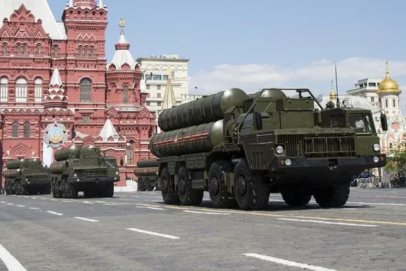 У кремля значительные сложности с производством нового оружия, но есть большие запасы старой техники - CSIS
