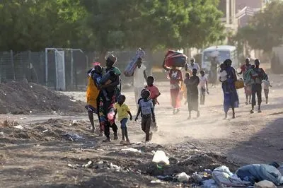 Кількість смертей у Судані зростає. Запеклі бої тривають шостий день