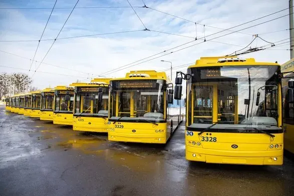 В Киеве запустят дополнительные маршруты общественного транспорта на поминальные дни