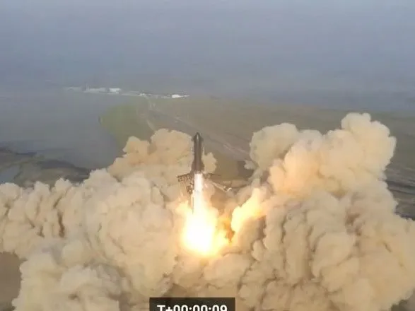 SpaceX со второй попытки запустила Starship, но на высоте 38 метров самая большая ракета в истории взорвалась