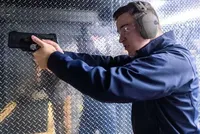 У США надійшов у продаж "розумний" пістолет з функцією розпізнавання обличчя