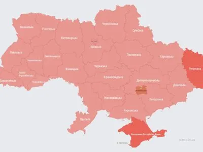 В Україні масштабна повітряна тривога: у всіх областях лунають сирени