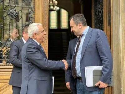 Сольський зустрівся з румунським колегою: Бухарест обіцяє максимальний транзит агропродукції