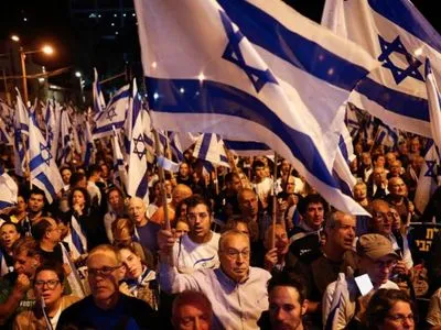 У Ізраілі жителі вийшли на протести проти судової реформи напередодні 75-ї річниці незалежності