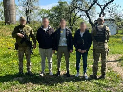 Задержаны 11 "патриотов", которые пытались незаконно пересечь госграницу на Закарпатье