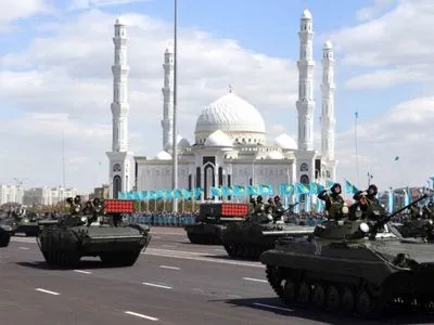 Міноборони Казахстану скасувало військові паради до 7 та 9 травня