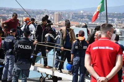 Нидерланды обвинили Италию в жестоком обращении с мигрантами