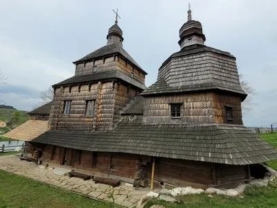 На Львовщине реставрируют древнейшую деревянную церковь