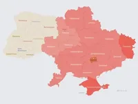 Україною шириться масштабна повітряна тривога