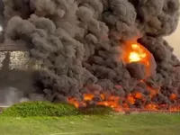 "Бавовна" у Криму: окупанти заявили, що пожежа на нафтобазі ліквідована