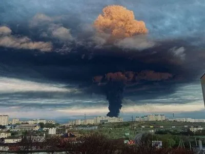 Вибух на нафтобазі в окупованому Севастополі: з'явились фото наслідків із супутника